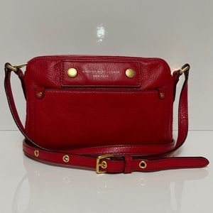 Marc Jacob’s Crossbody Leather Bag